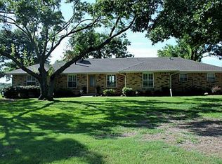 409 Brookside Rd, Waxahachie, TX 75167