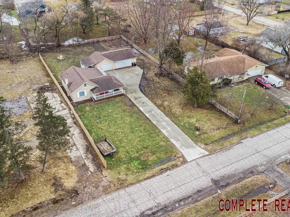 1051 Pinehurst Blvd, Mount Morris, MI 48458