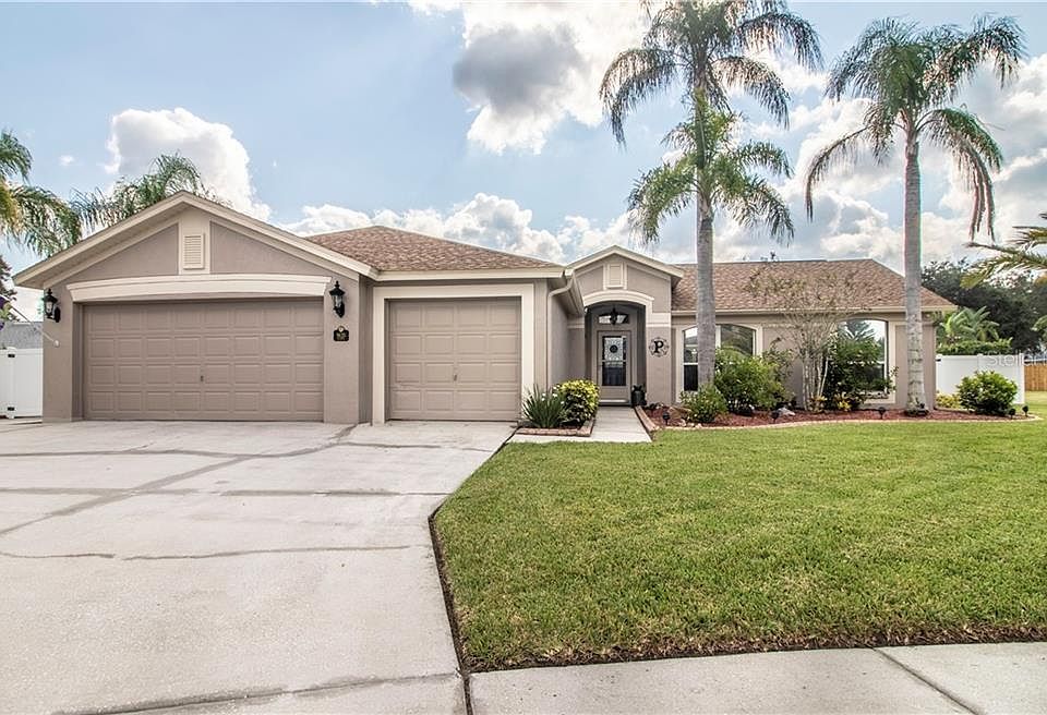 1st image of 9620 Glenox Ln