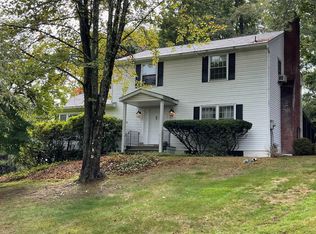 11 Tamidan Rd, Poughkeepsie, NY 12601