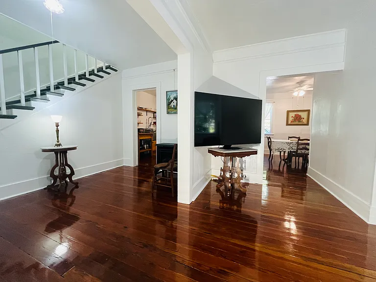 1124 NW 4th St — Photo 10