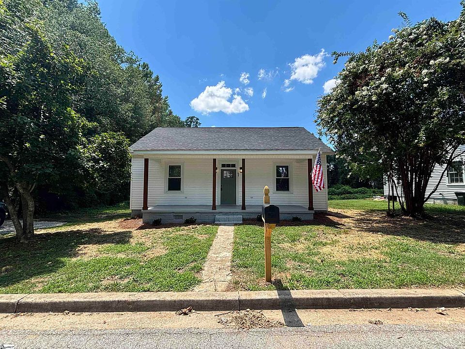 1st image of 1 Bobo St