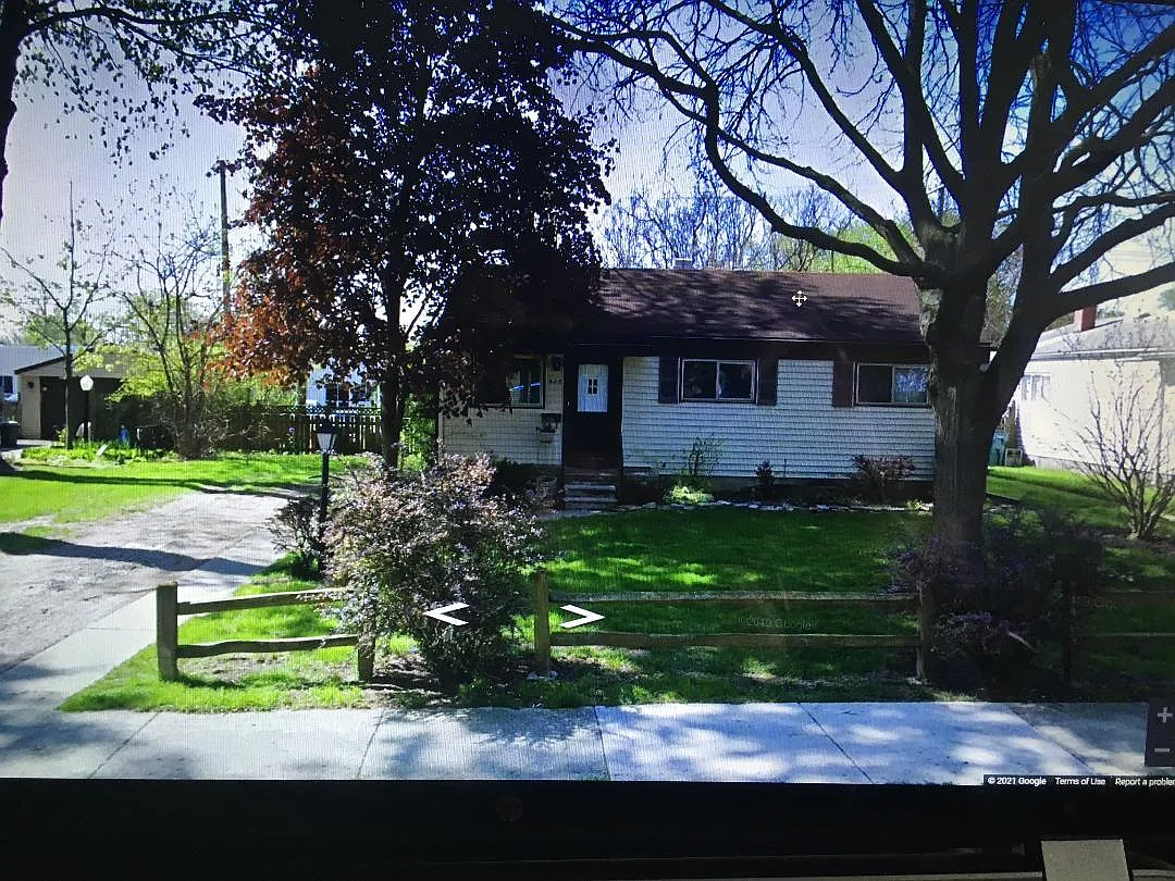 624 Devillen Ave photo 1