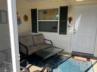 2213 Mangrove Ln, The Villages, FL 32162