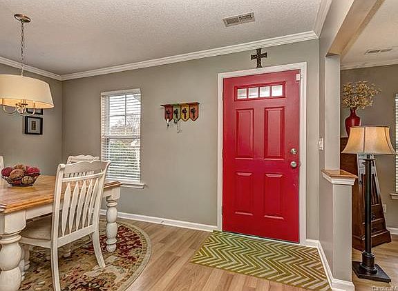 3rd image of 3675 Melrose Cottage Dr
