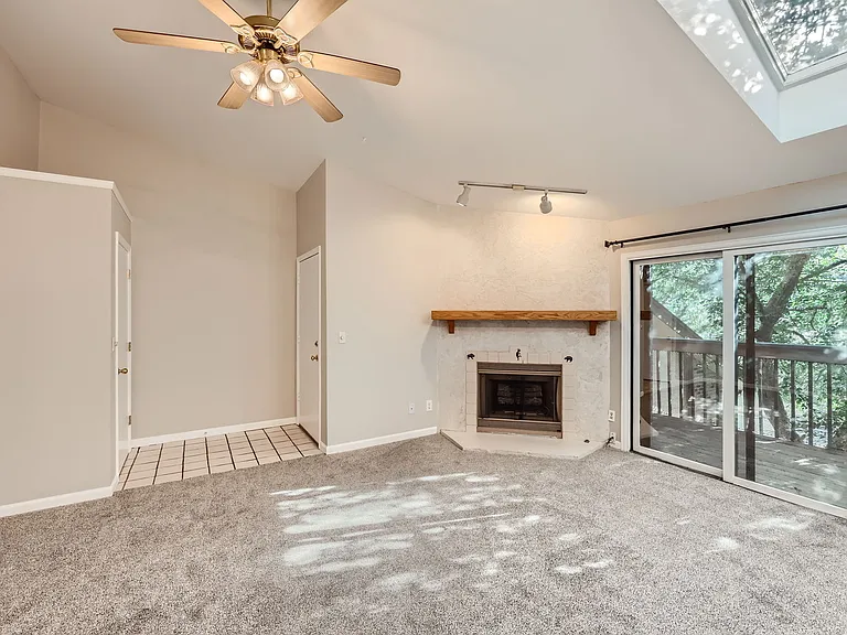 691 Canyon Dr — Photo 9