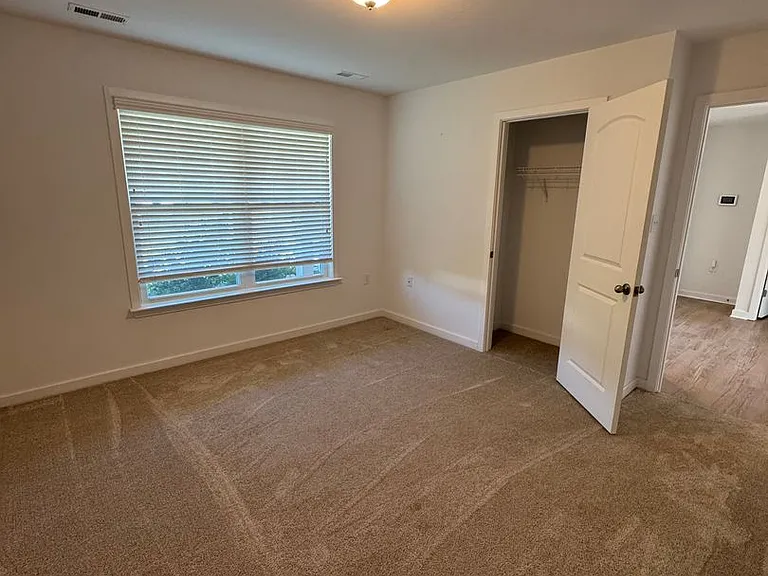 612 Dripping Spring Dr — Photo 16