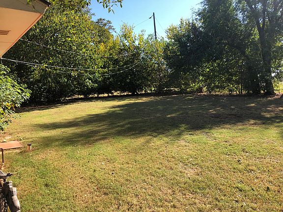 5th image of 2608 Northampton Pl