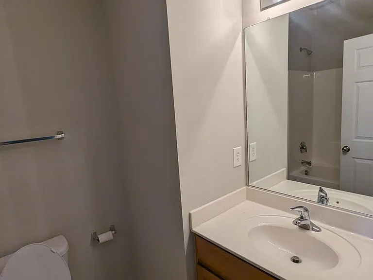 4613 Forestridge Commons Dr — Photo 16
