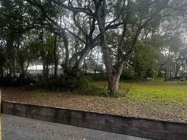 1615 Dunham St, Palatka, FL 32177