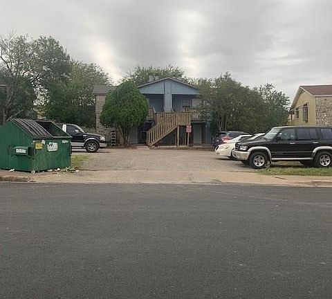 5th image of 10005 Brownie Dr