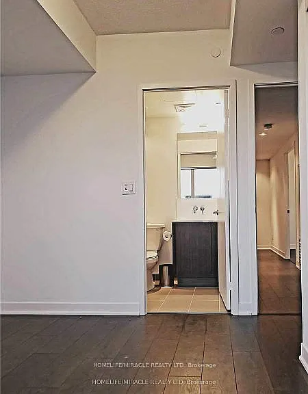88 Harbour St #5204 — Photo 8