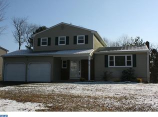 9 Michele Ct, Mercerville, NJ 08619