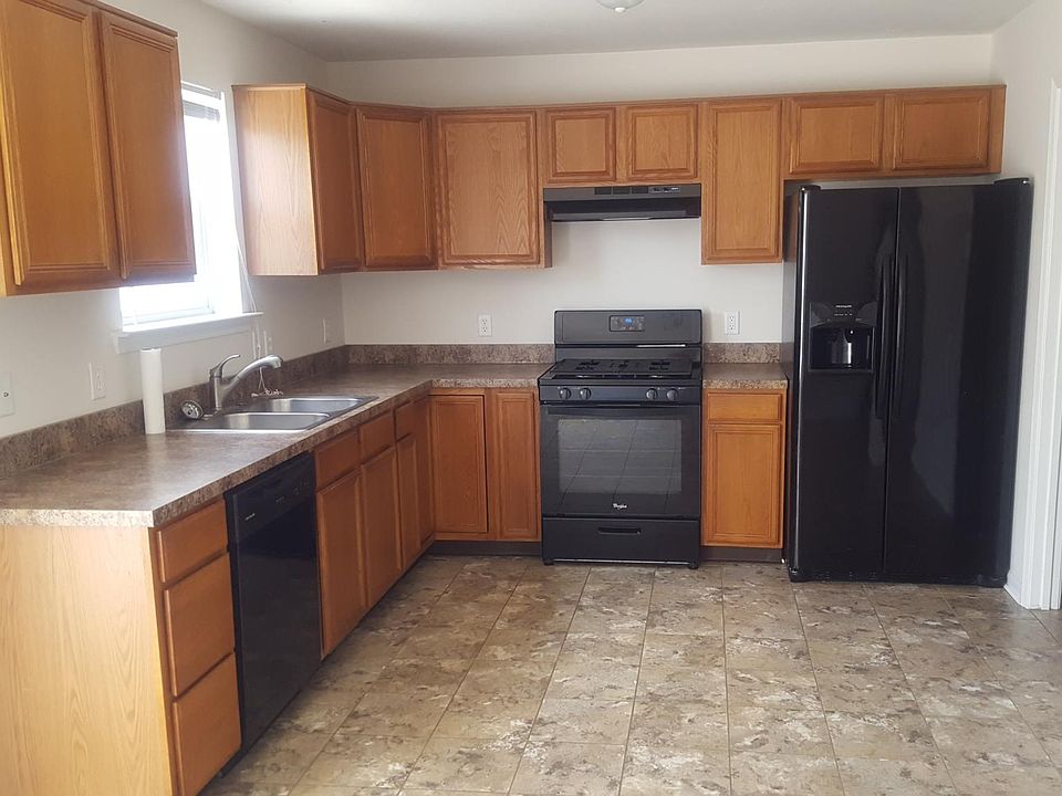 2nd image of 1206 Wanda Dr