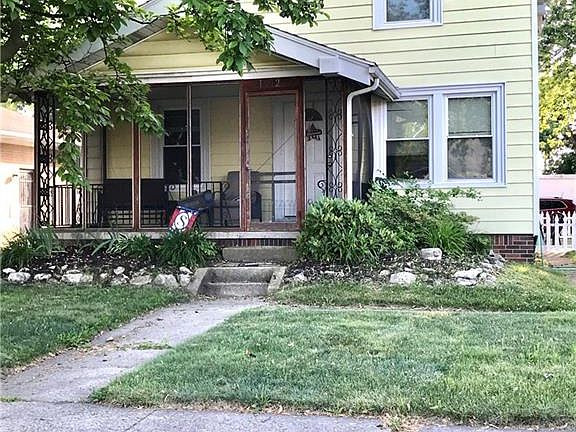 2nd image of 1002 National Ave