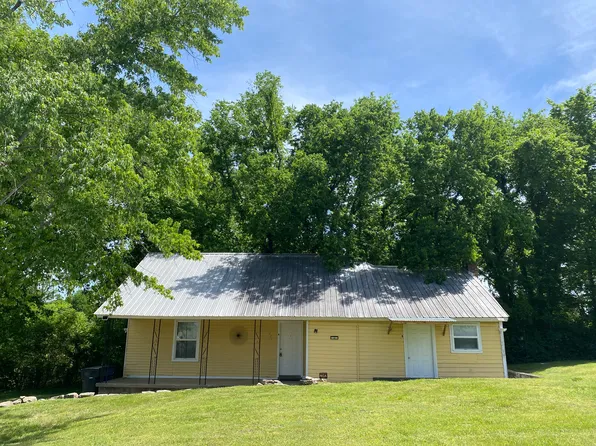 427 W 10th St #A, Columbia, TN 38401