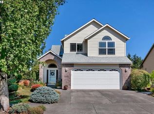 1395 SW 10th St, Troutdale, OR 97060