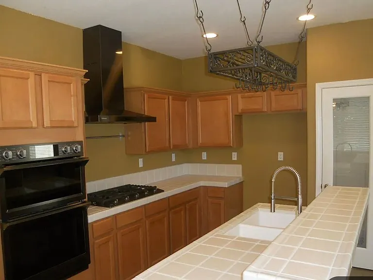 9292 Salmon Creek Dr — Photo 5