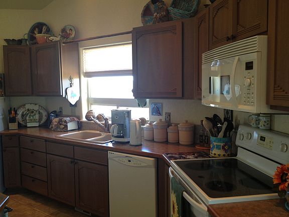 Spacious kitchen with pantry