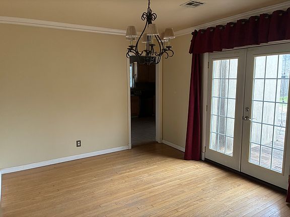 4th image of 3535 E 21st Pl