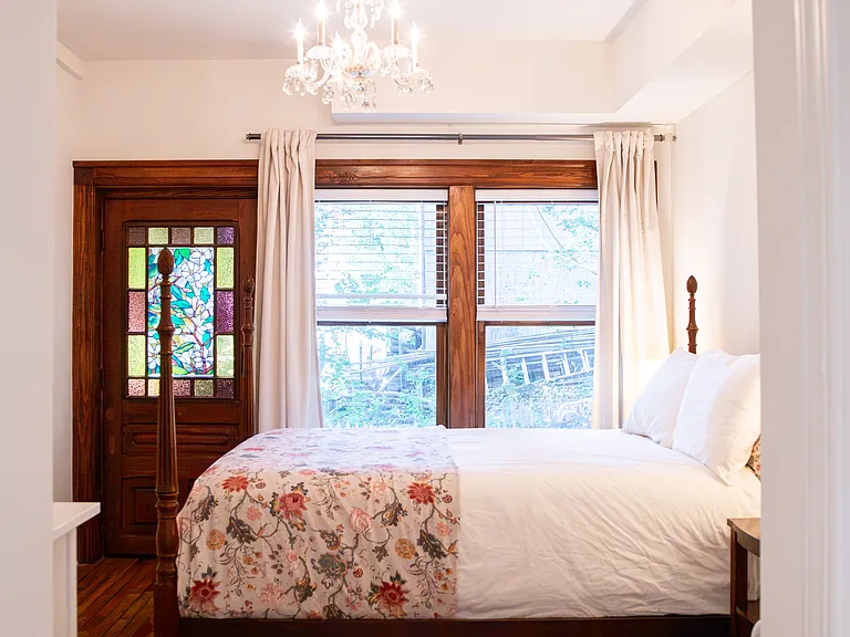 208 S French Broad Ave #1 — Photo 12
