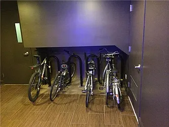 Rented by R New York