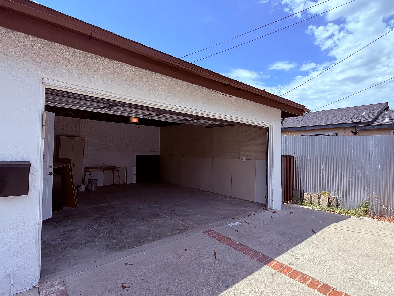 3 bed, 1288 sqft, $3,300 — Photo 3