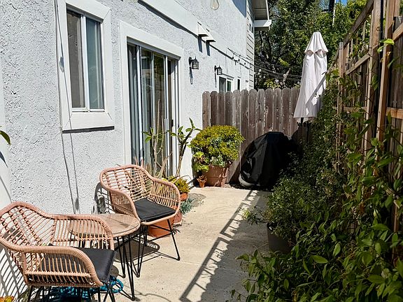 5th image of 2644 Elden Ave APT B2