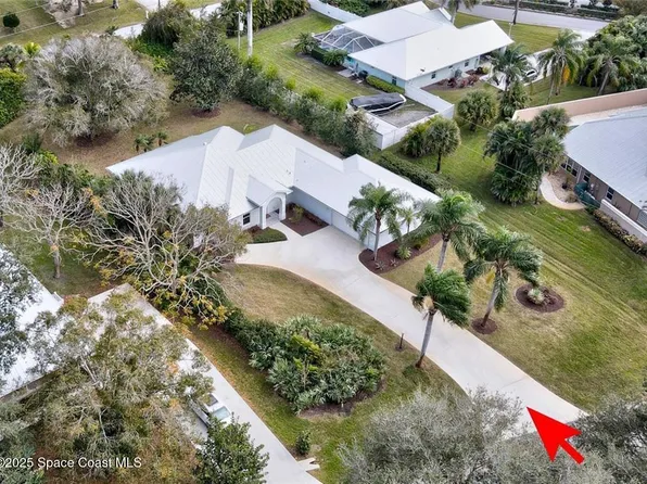 504 Cross Creek Cir, Sebastian, FL 32958