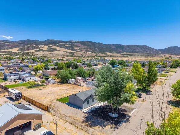 4546 N Tumbleweed Dr, Cedar City, UT 84721