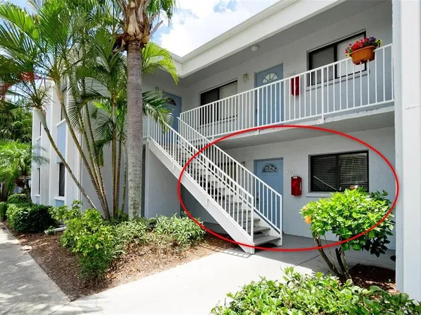 5310 26th St W Unit 2702, Bradenton, FL 34207