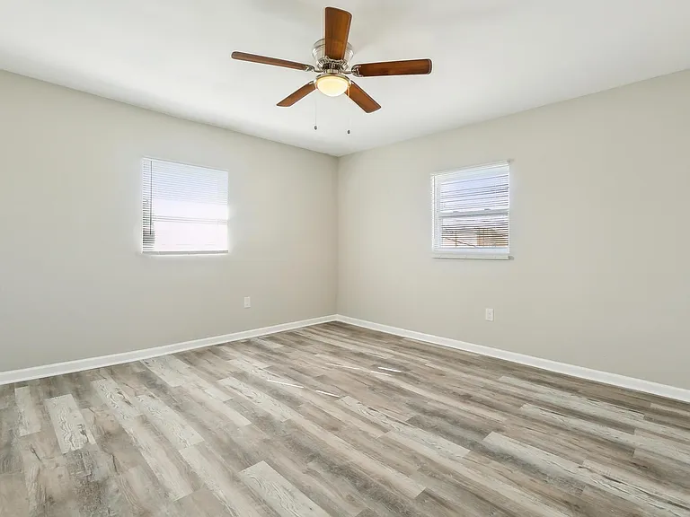 1124 Tallow Tree Ln #18 — Photo 11