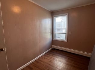 293 Davis St #1, Fall River, MA 02720