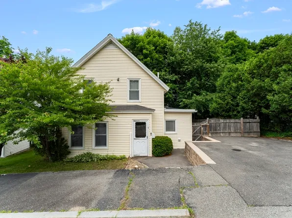 7 Terrace Pl, Fitchburg, MA 01420