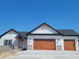 660 Valley View Dr, Campbellsport, WI 53010