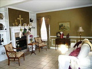 1st image of 2753 Hidden Lake Dr
