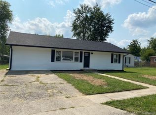 1033 Beech Grove St, Madison, IN 47250