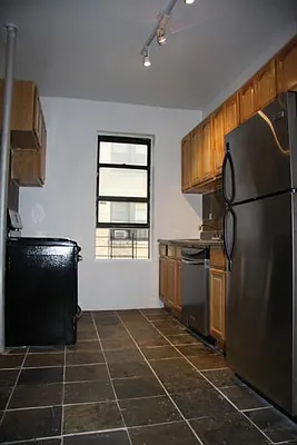 Rented by Lang Realty LLC | media 11