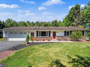 24 Mountain View Rd, Bethel, PA 19507