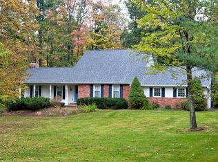 9655 Fox Meadow Ln, Chardon, OH 44024