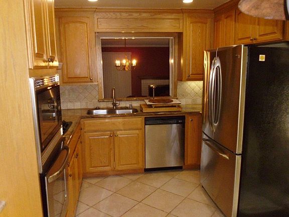 2nd image of 15400 Winchester Blvd APT 43