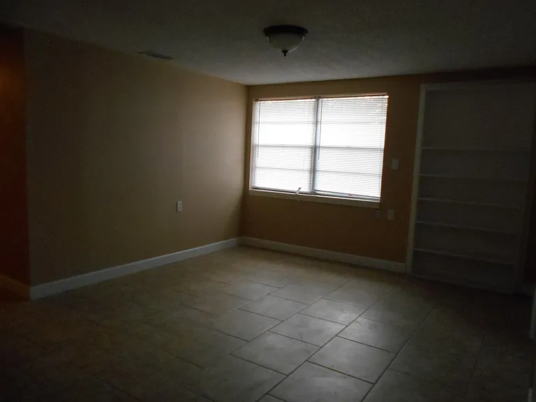 85 Bluff Rd — Photo 5