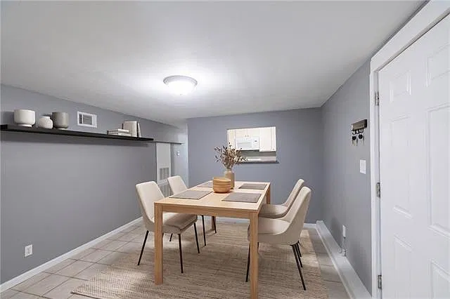 1 bed, 1.0 bath, 750 sqft, $1,300 — Photo 3