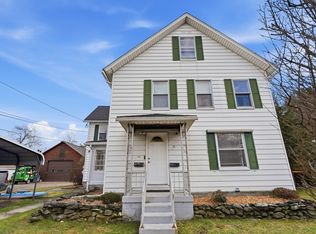 1016 Chestnut St, Palmer, MA 01069