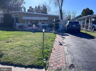 9331 Trout Rd, Philadelphia, PA 19115