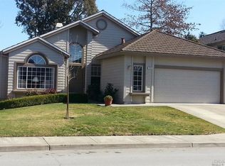 1752 Windrose Ln, Santa Rosa, CA 95403