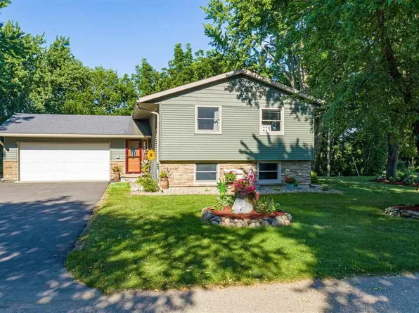 508 Ridge Rd, Henderson, MN 56044