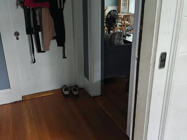 29 Roslyn Ave — Photo 7