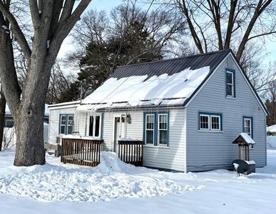 1240 E Hile Rd, Norton Shores, MI, 49441