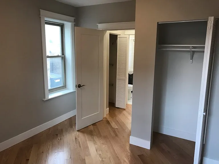 2449 W Ardmore Ave #1 — Photo 6